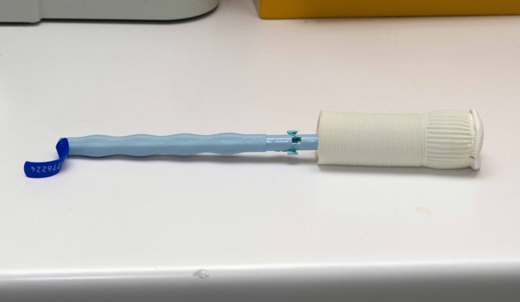 Image of the pre-assembled aortic valve implant