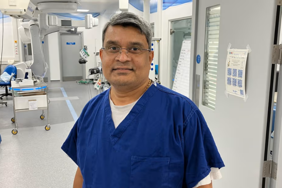 Mr Badri Vijaynagar, Consultant Vascular and Endovascular Surgeon
