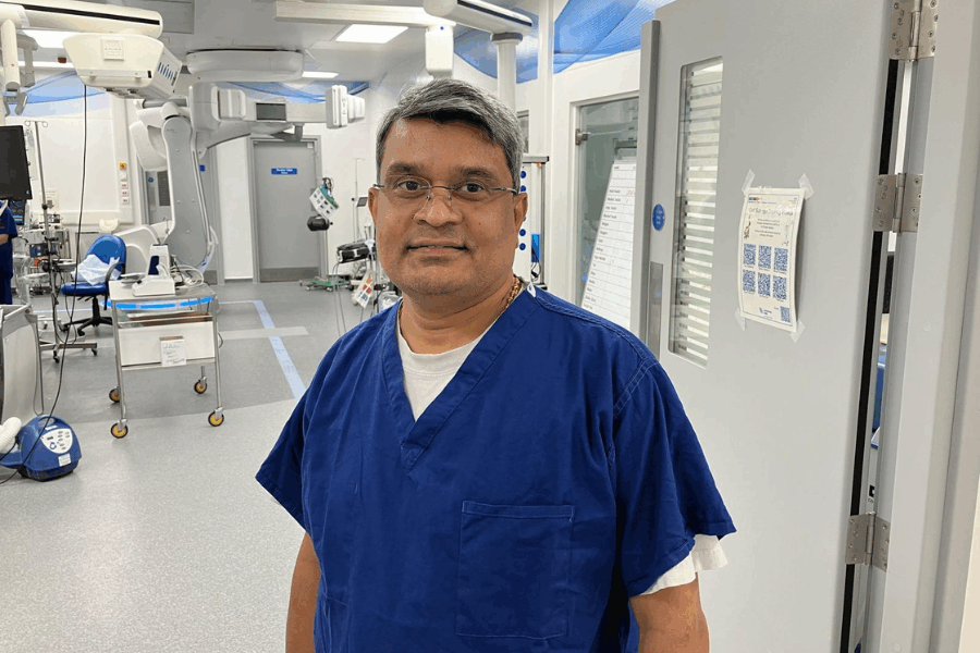 Consultant Vascular and Endovascular Surgeon, Dr Badri Vijaynagar